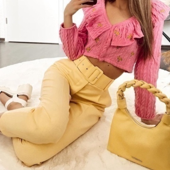 Zara Sweaters - 🆕ZARA BUBBLE GUM BARBIE PINK FLORAL CABLE-KNIT RUFFLED CROP CARDIGAN NWT SMALL